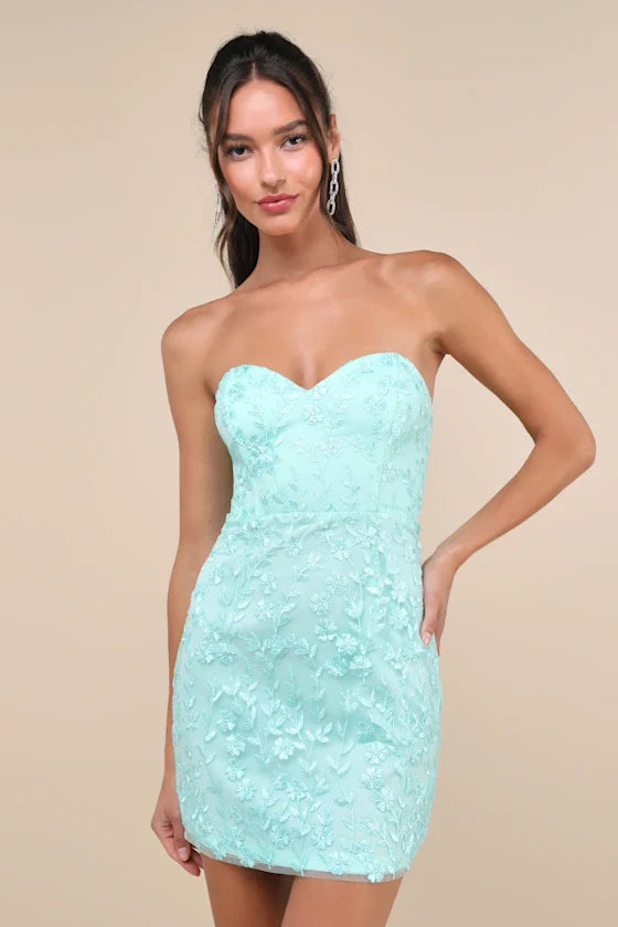 Exquisite Sensation Lavender Embroidered Strapless Mini Dress