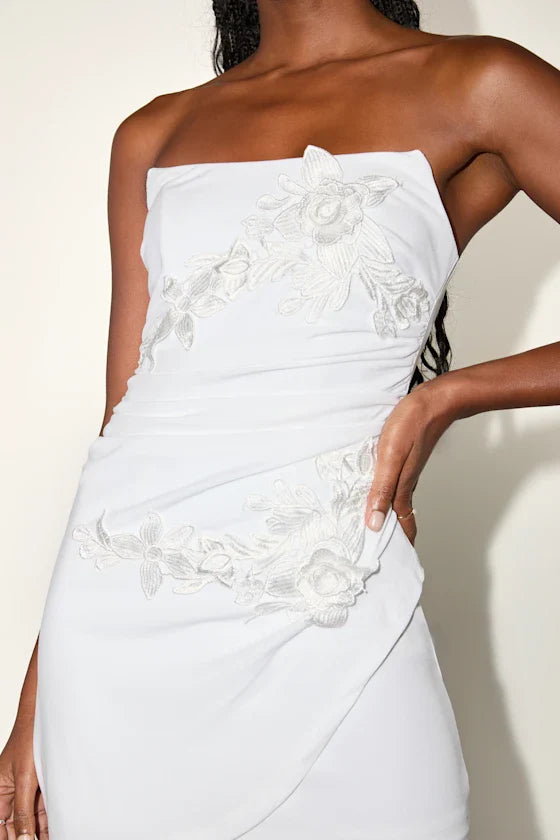 Divine Sensation White 3D Embroidered Strapless Mini Dress